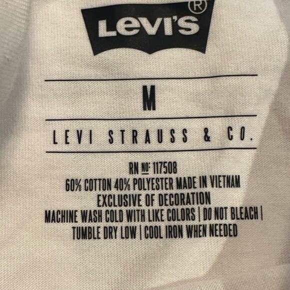 Levi’s Adult Medium White Short Sleeve T Shirt with Logo Patch - Picture 3 of 4